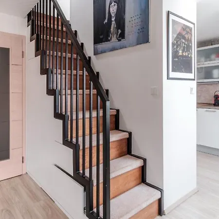 Attic Maisonette In Stresovice By Days Apartamento Praga